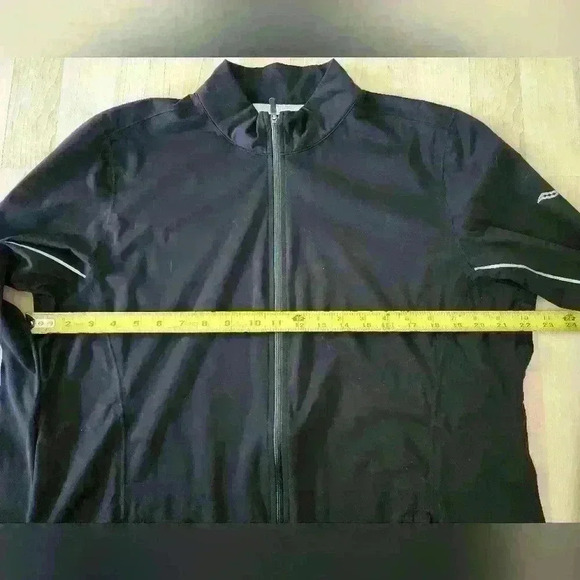 Saucony Vigor flexshield black jacket size xl - Picture 5 of 10